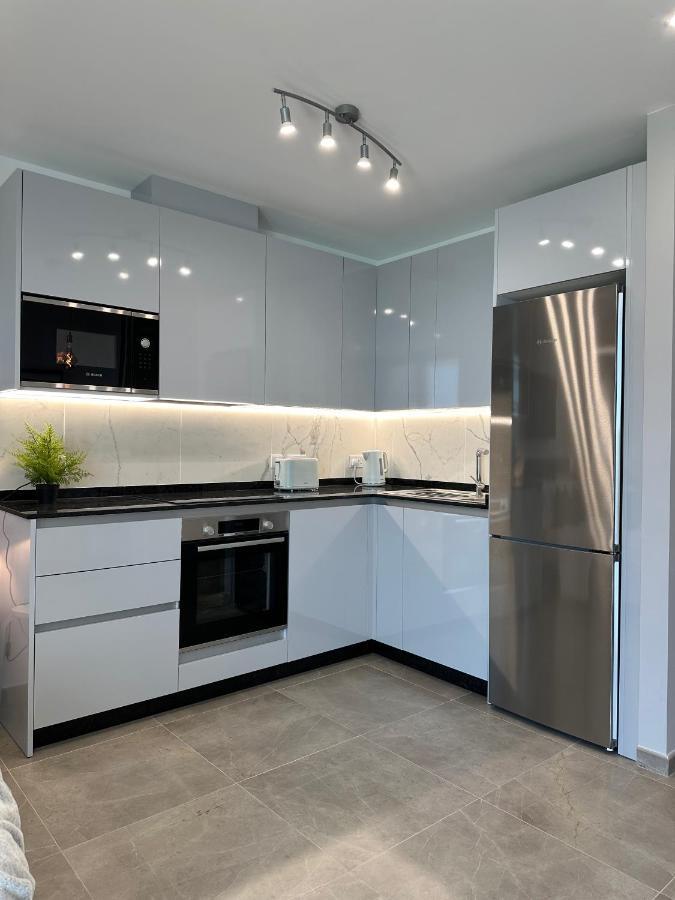 E1 Presidential Studios On High Floor With Stunning Sea Views Gibraltar Eksteriør billede