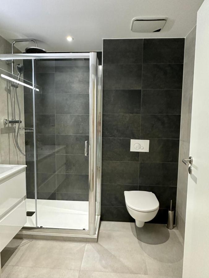E1 Presidential Studios On High Floor With Stunning Sea Views Gibraltar Eksteriør billede