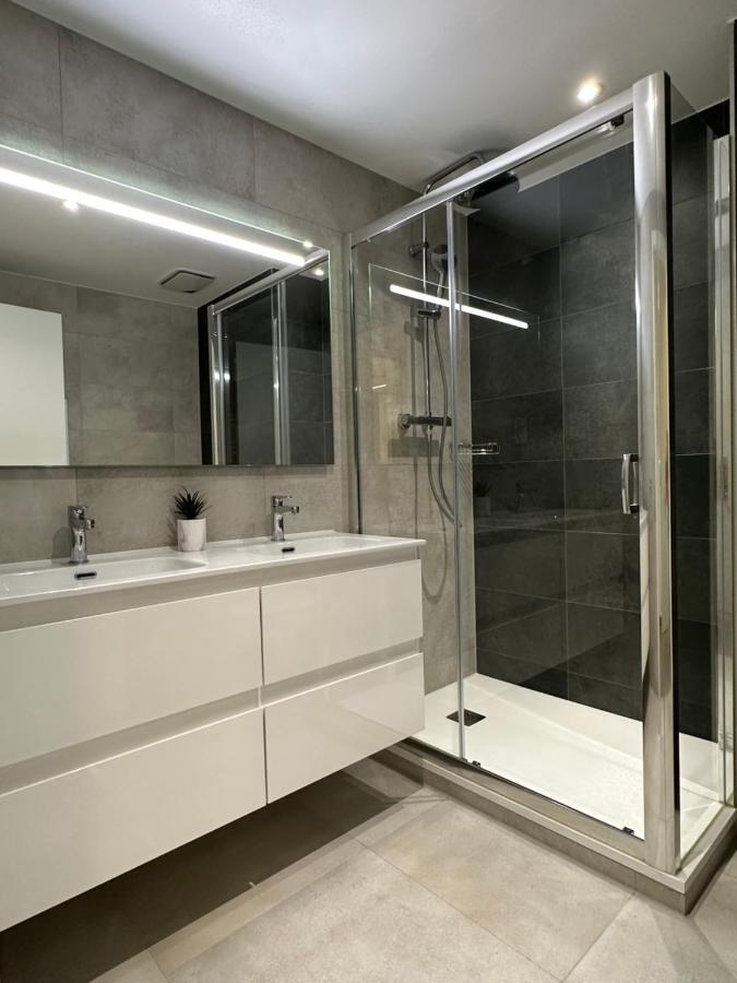 E1 Presidential Studios On High Floor With Stunning Sea Views Gibraltar Eksteriør billede