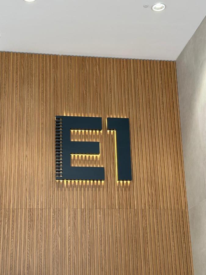 E1 Presidential Studios On High Floor With Stunning Sea Views Gibraltar Eksteriør billede